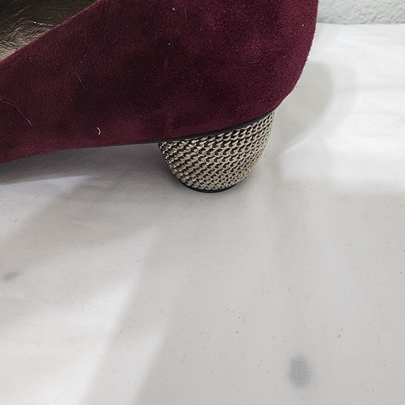 Stuart Weitzman Suede Plum Chain Heels Size 8N - Picture 6 of 11